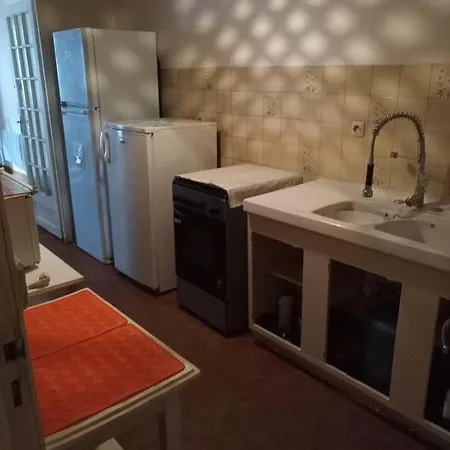 Homestay Partager Dortoir Homme *